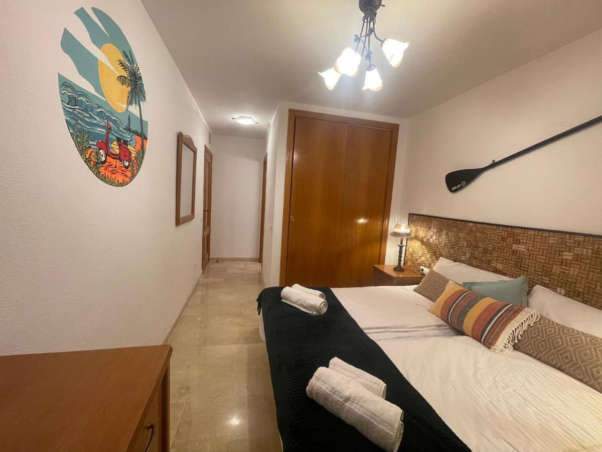 Traveler'S Beach Apartment With Sea View, Free Coffee & Parking Бенидорм Экстерьер фото